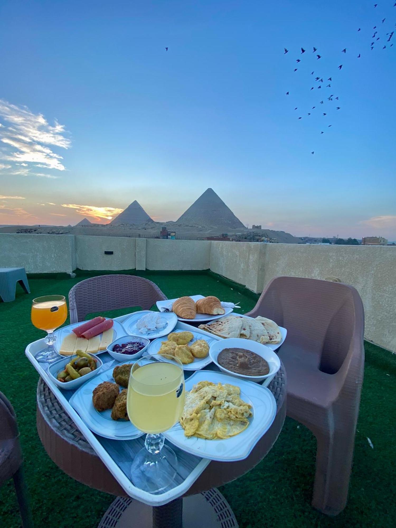 Isis Pyramids View Inn Kafrat al Jabal Экстерьер фото